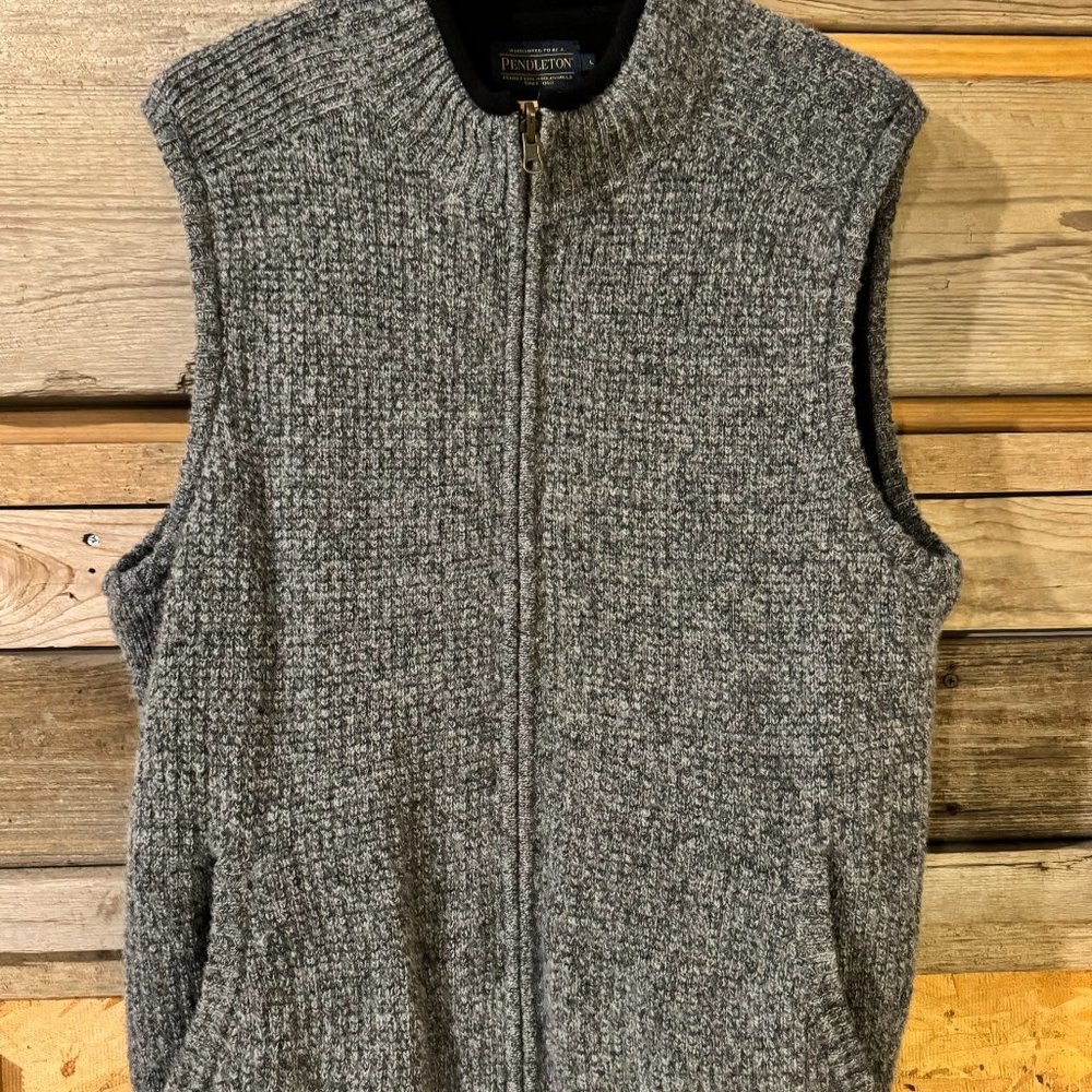 Men's Large Pendleton Washable Wool Vest. - image 6